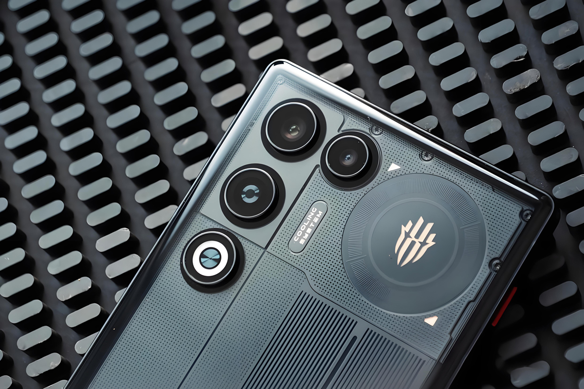 Nubia RedMagic 11 Air Review