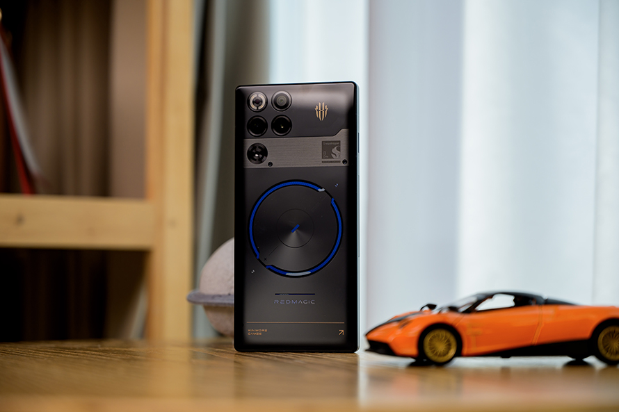 RedMagic 11S Pro+ Review: Steam Direct Connect, Snapdragon 8 Elite