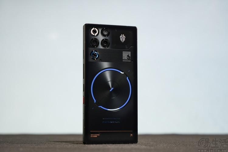 RedMagic 11S Pro Review: Wind-Water Dual Cooling + 8000mAh, This Time the Gaming Flagship Has Truly Maxed Out